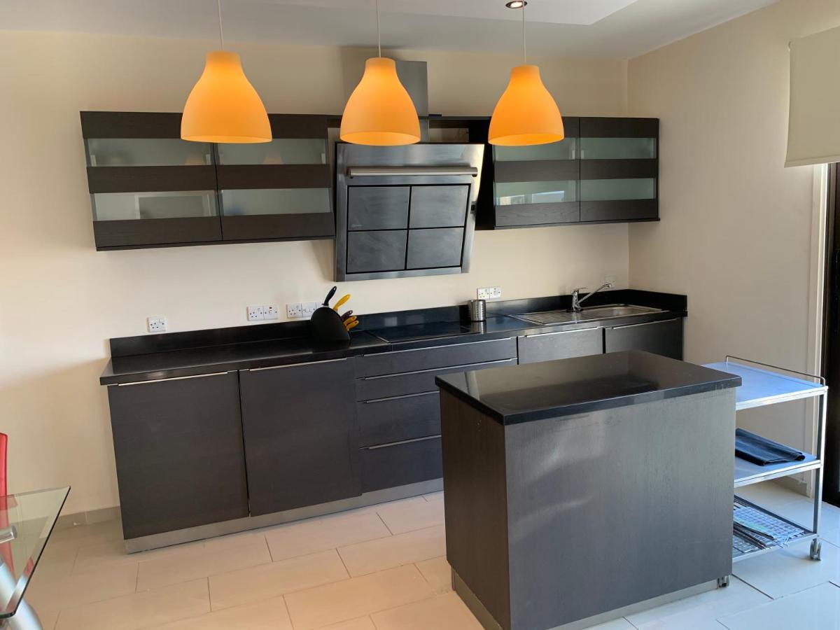 Artemis Executive Suite Ларнака Экстерьер фото
